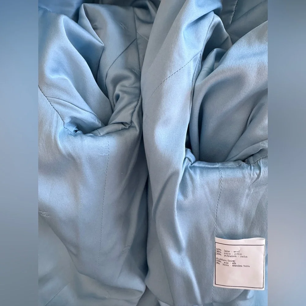 Chanel 1997 Blue White  Princess Diana Tweed Suit. - Picture 4 of 16